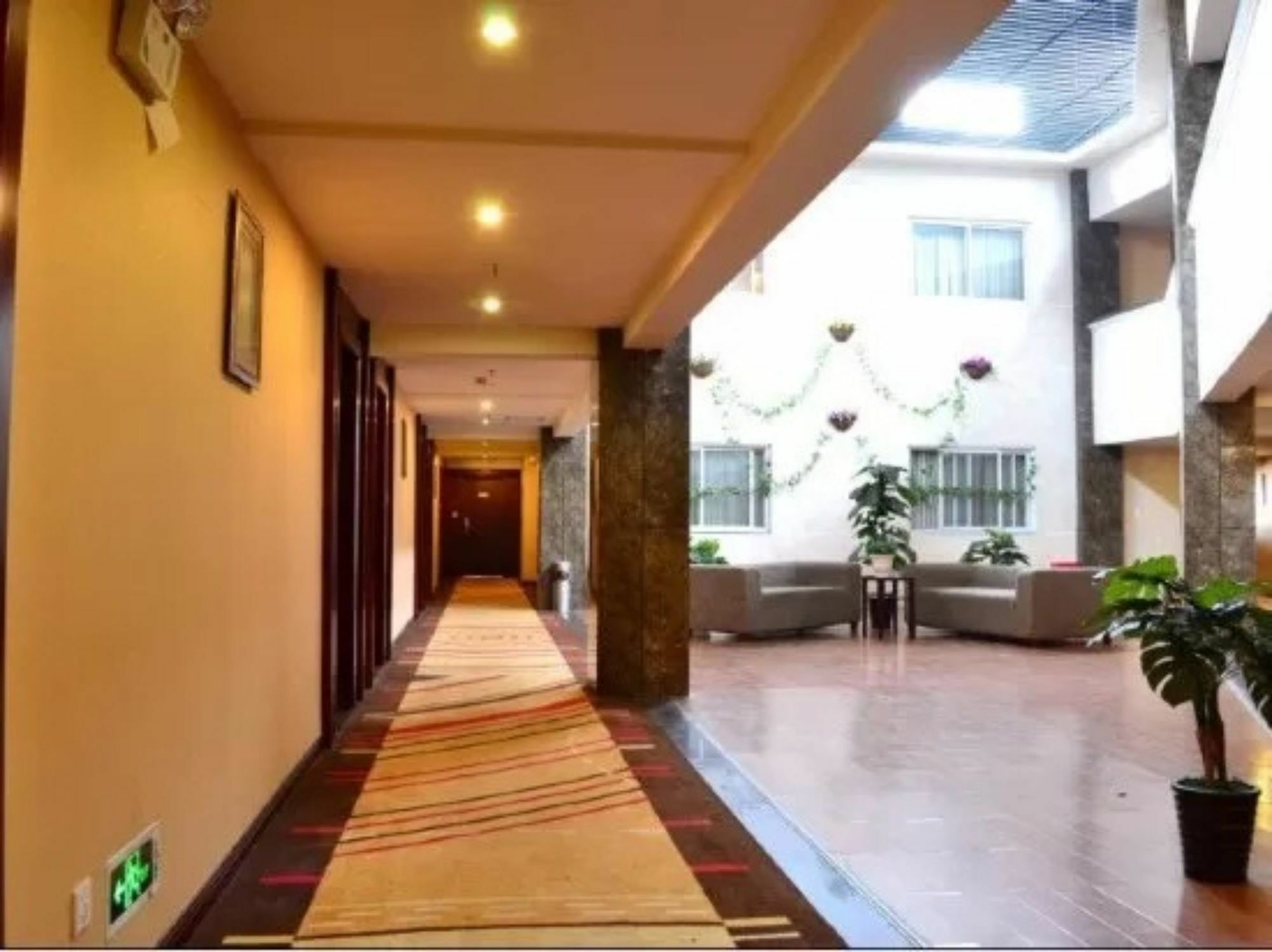 ไคเซอร์ดอม โฮเต็ล ฉางชา เรลเวย์ สเตชั่น บรานช์ Hotel ฉางซา ภายนอก รูปภาพ