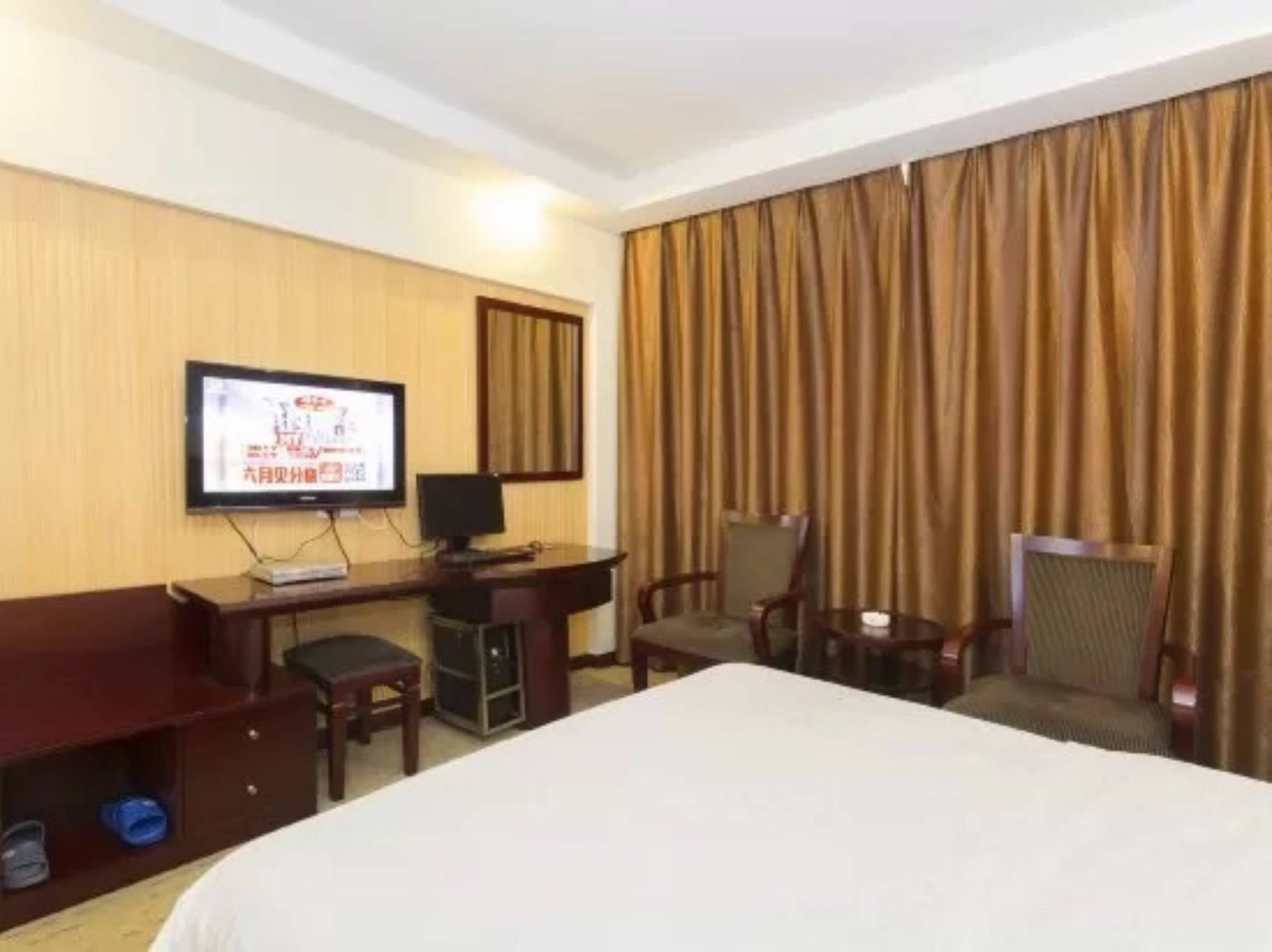 ไคเซอร์ดอม โฮเต็ล ฉางชา เรลเวย์ สเตชั่น บรานช์ Hotel ฉางซา ภายนอก รูปภาพ