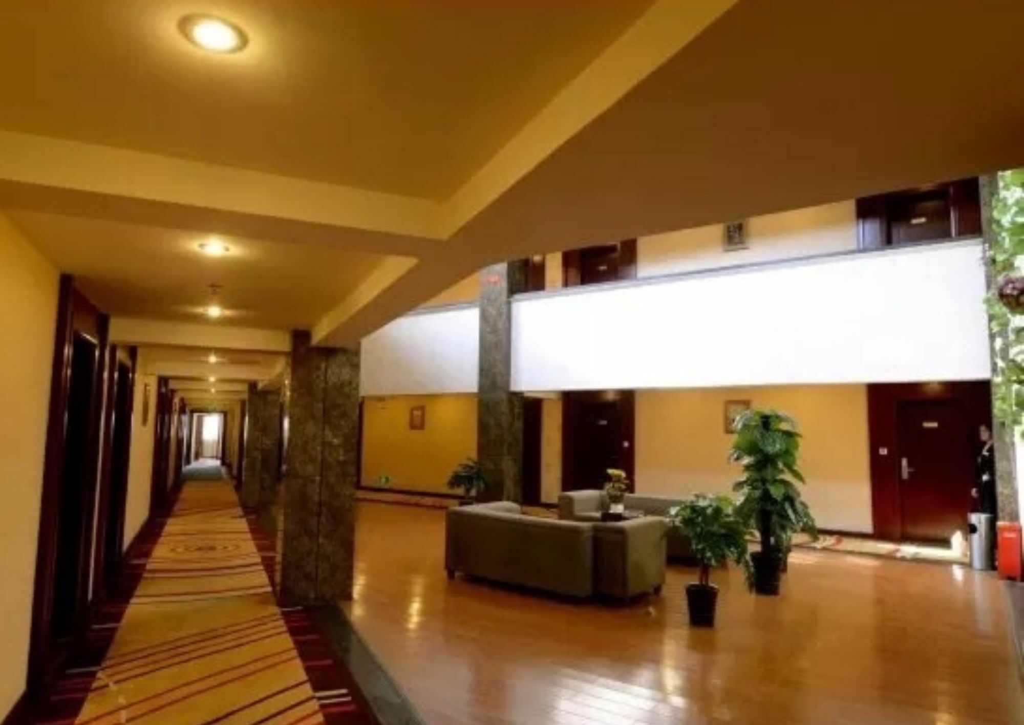 ไคเซอร์ดอม โฮเต็ล ฉางชา เรลเวย์ สเตชั่น บรานช์ Hotel ฉางซา ภายนอก รูปภาพ